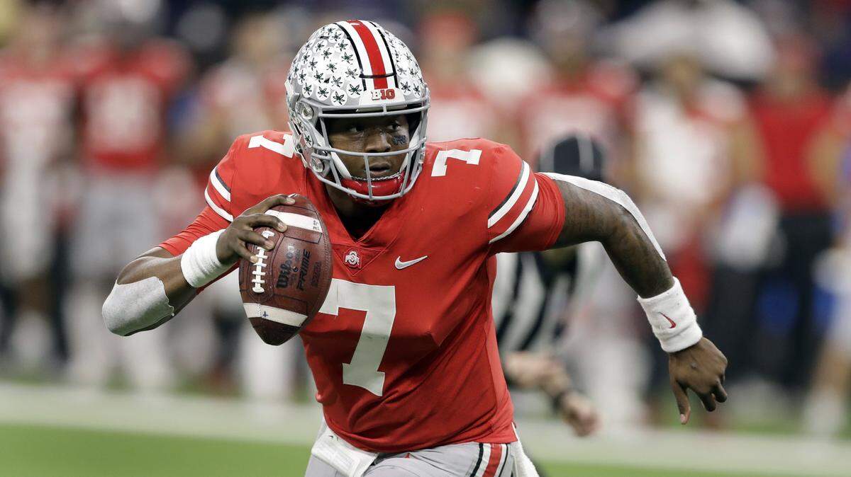 Ohio State quarterback Dwayne Haskins (7) looks to throw during the first half of the Big Ten championship NCAA college football game against Northwestern, in Indianapolis. Haskins was named offensive player of the year when The Associated Press All-Big Ten Conference team was released Wednesday, Dec. 5, 2018.