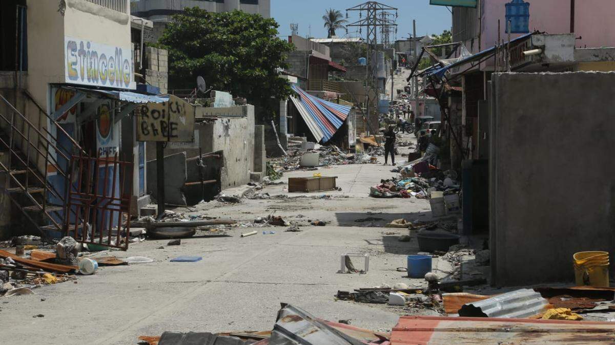 Port-au-Prince residents find a trail of destruction after Jimmy “Barbecue” Chérizier, a leader of the Viv Ansanm gang coalition, announced in a video posted that displaced residents of Delmas 30, Solino, Christ Roi and Nazon can return home.