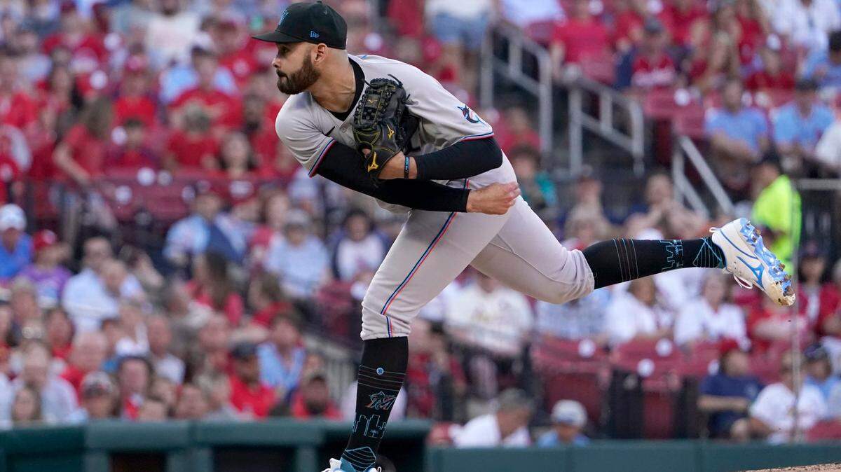 Miami Marlins starting pitcher Pablo Lopez throws during the first inning of a baseball game against the St. Louis Cardinals Monday, June 27, 2022, in St. Louis. (AP Photo/Jeff Roberson)