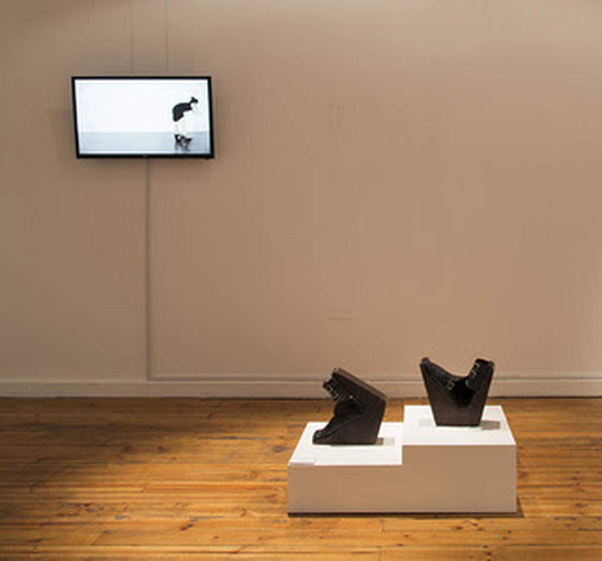 Fernanda López’s “Modos de Calzar,” 2014, on display at Pinta.