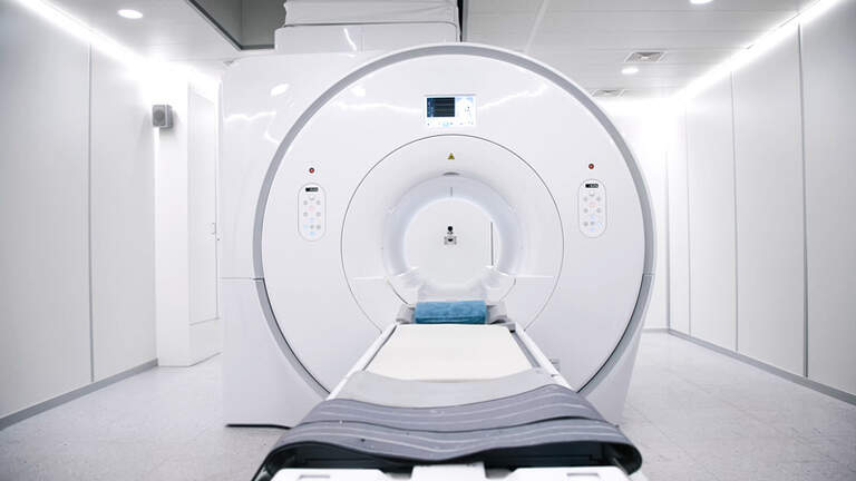 Full-Body MRI Scans Are Trending but Radiologists Say Healthy People Should Think Twice