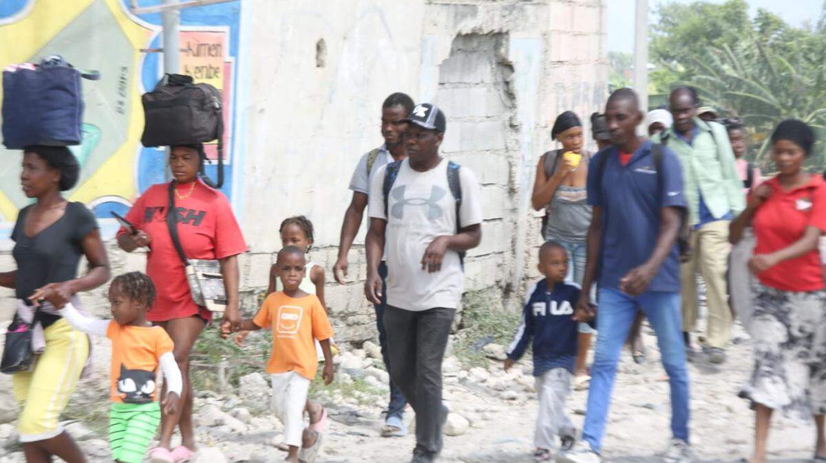 An ongoing gang war in Port-au-Prince forced residents in the Cul-de-Sac to abandon their homes and flee to safety on Monday, May 11, 2026. The vast plain is home to rival armed groups fighting for control of the area. Doctors Without Borders/Médecins Sans Frontières said its staff was forced to evacuate and suspend operations at its hospital in the Cité Soleil neighborhood of Port-au-Prince after more than 24 hours of heavy clashes between armed groups.