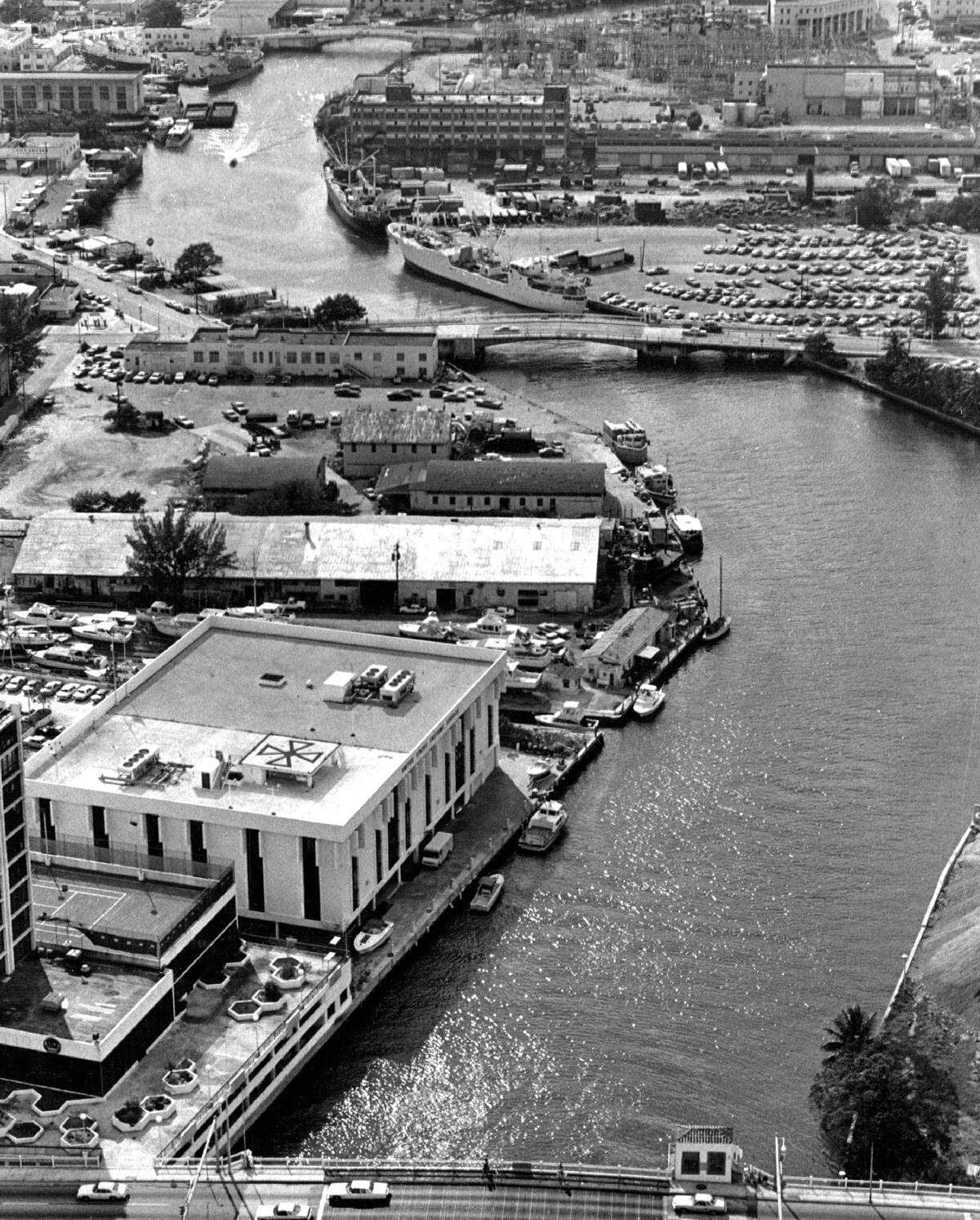U.S. Custom with chopper pad on the Miami River in 1979.