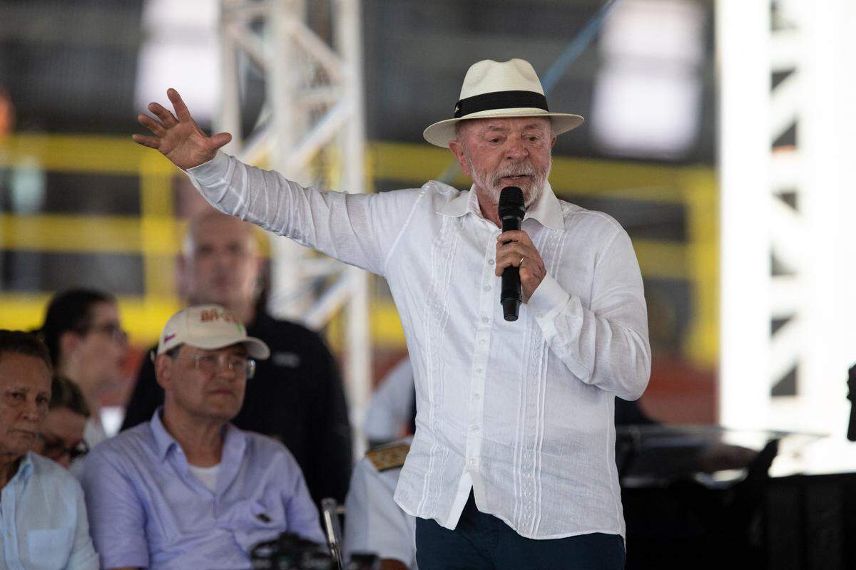 Brazil's President Luiz Inacio Lula da Silva delivers a speech during a ceremony announcing investments in infrastructure, energy, logistics and regional development at the Jurua Shipyard in Iranduba, Amazonas state, Brazil, on May 27, 2026. 