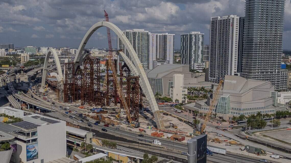 Miami’s closing westbound I-395 at Biscayne for two nights. Here’s how to deal