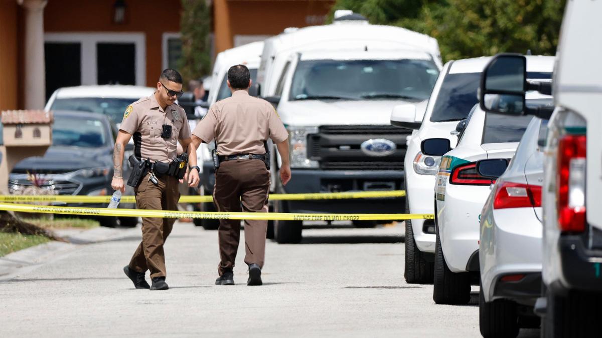 Miami-Dade Police and investigators were on the scene after a murder-suicide of five people at 14800 Block NW 87 Ct in Miami Lakes on Friday, March 10, 2023.