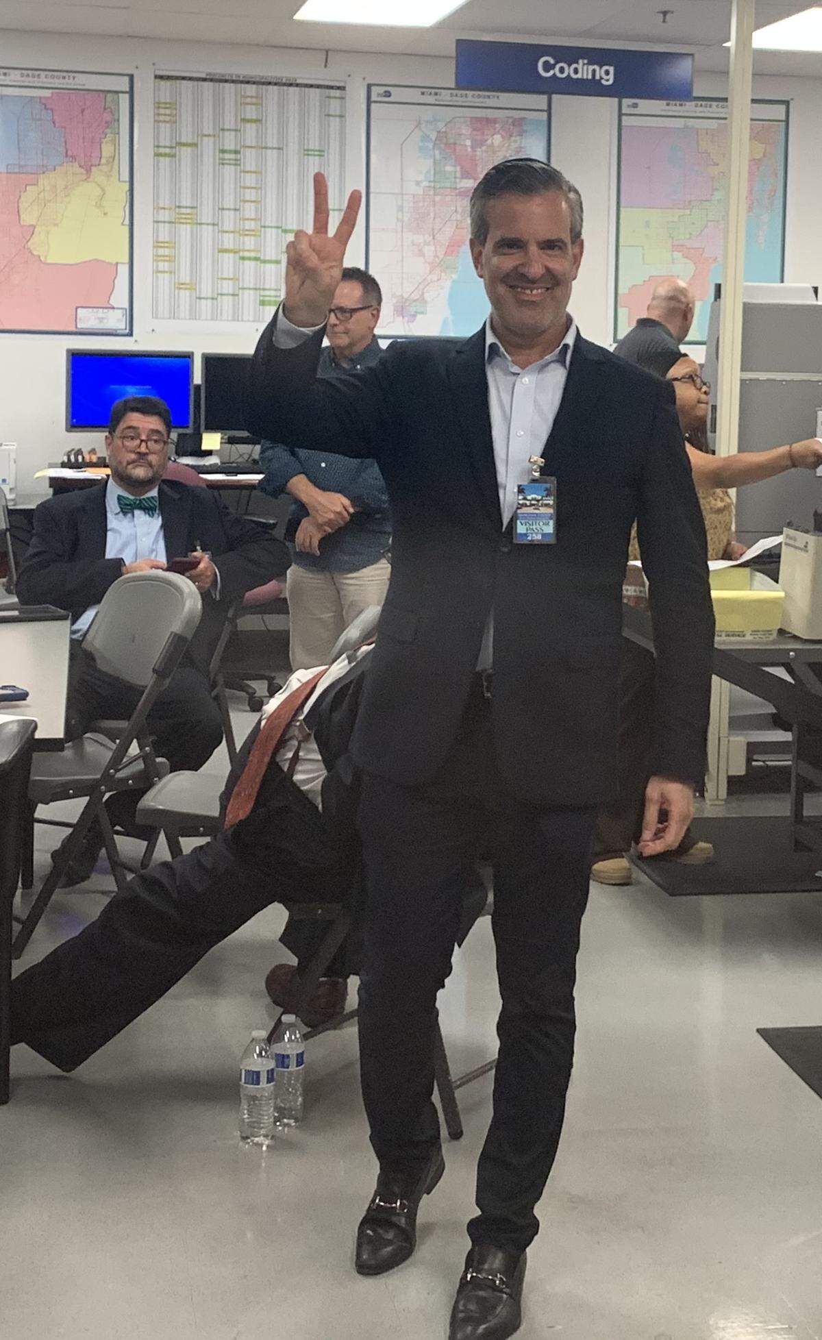 Steven Meiner, a candidate for the Group IV seat on the Miami Beach City Commission, held up two fingers in the moment he realized he would win a manual recount in the race by two votes. He defeated Michael Barrineau Nov. 5 and went on to beat Kristen Rosen Gonzalez in the Nov. 19 runoff.