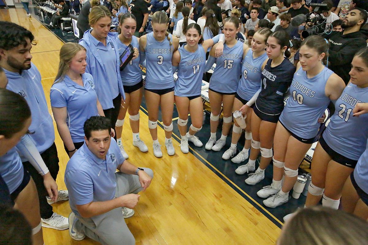Our Lady of Lourdes Academy Bobcats head coach Pedro Penate takes a time out during 2024 FHSAA Girls Volleyball State Championship against Archbishop McCarthy Mavericks on Wednesday, October 30, 2024 at Our Lady of Lourdes Academy in Miami. Andrew Uloza / for Miami Herald