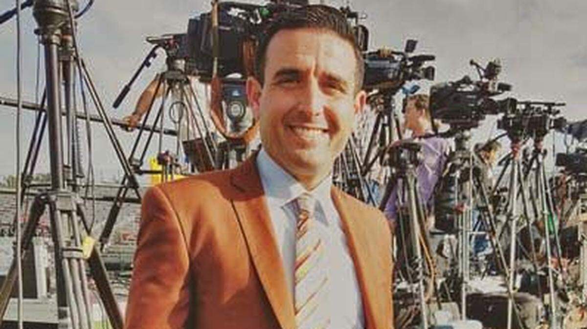 René Pedrosa, portavoz del alcalde Francis Suárez y antiguo reportero de noticias de televisión de América TeVé-Canal 41, dimitió de su cargo en el Ayuntamiento después de admitir ante el alcalde que era investigado por la Policía por "mala conducta personal".