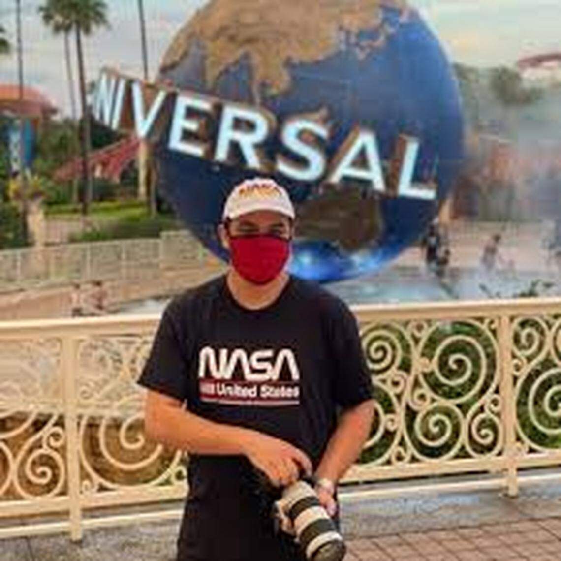 Joel Franco, reporter and master of social media.