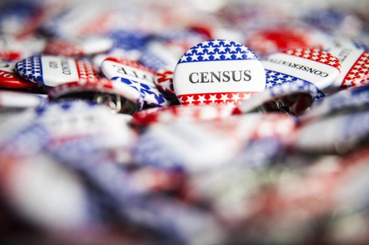 Florida advocates want immigrants to participate in coming census. It’s an uphill battle