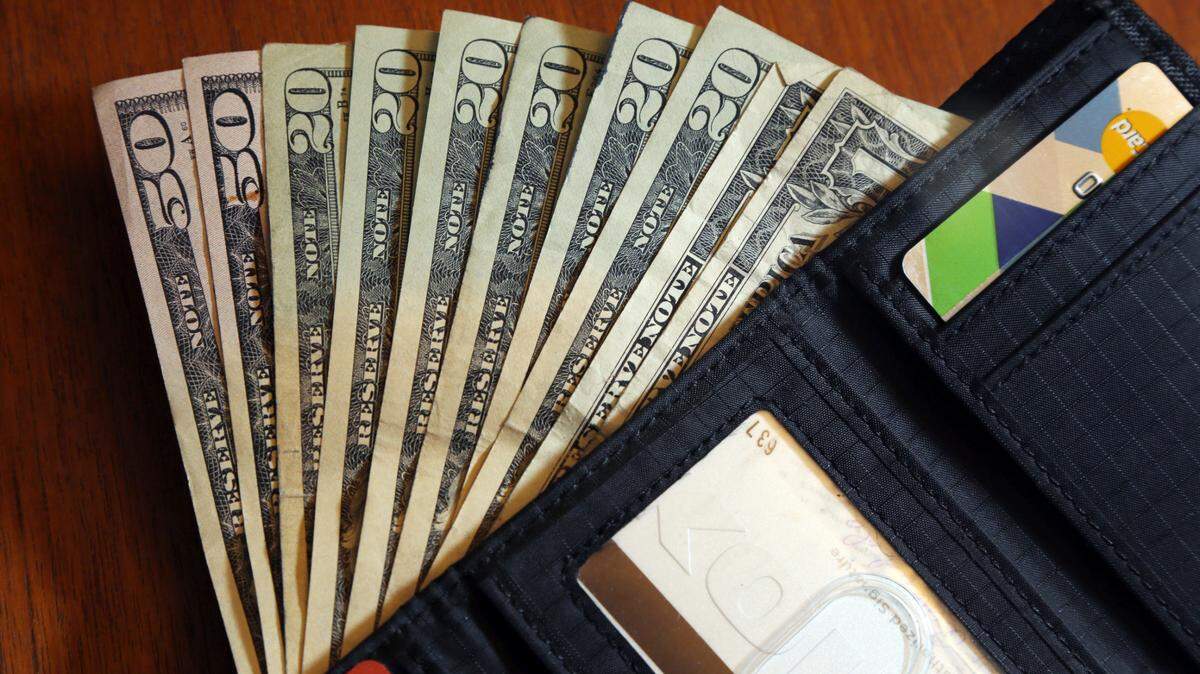 Another Florida restaurant caught violating overtime pay laws, shorting workers $47,000
