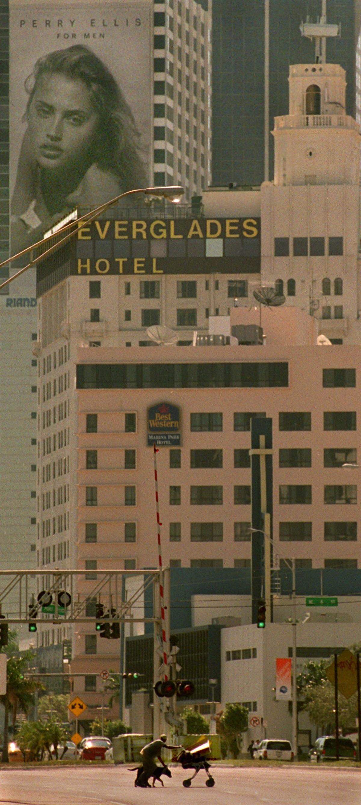 In 2000, a billboard mural on a building on Northeast First Street and Biscayne Boulevard in downtown Miami.