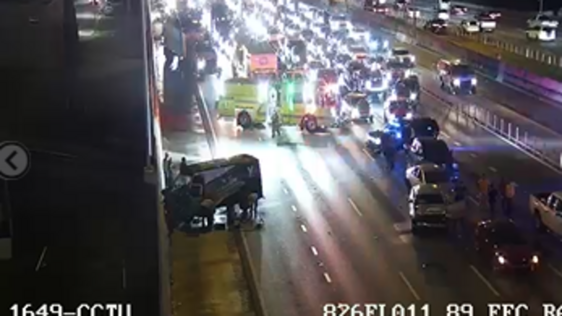 1 hospitalized after Palmetto eight-car pileup near Hialeah, Miami-Dade paramedics say