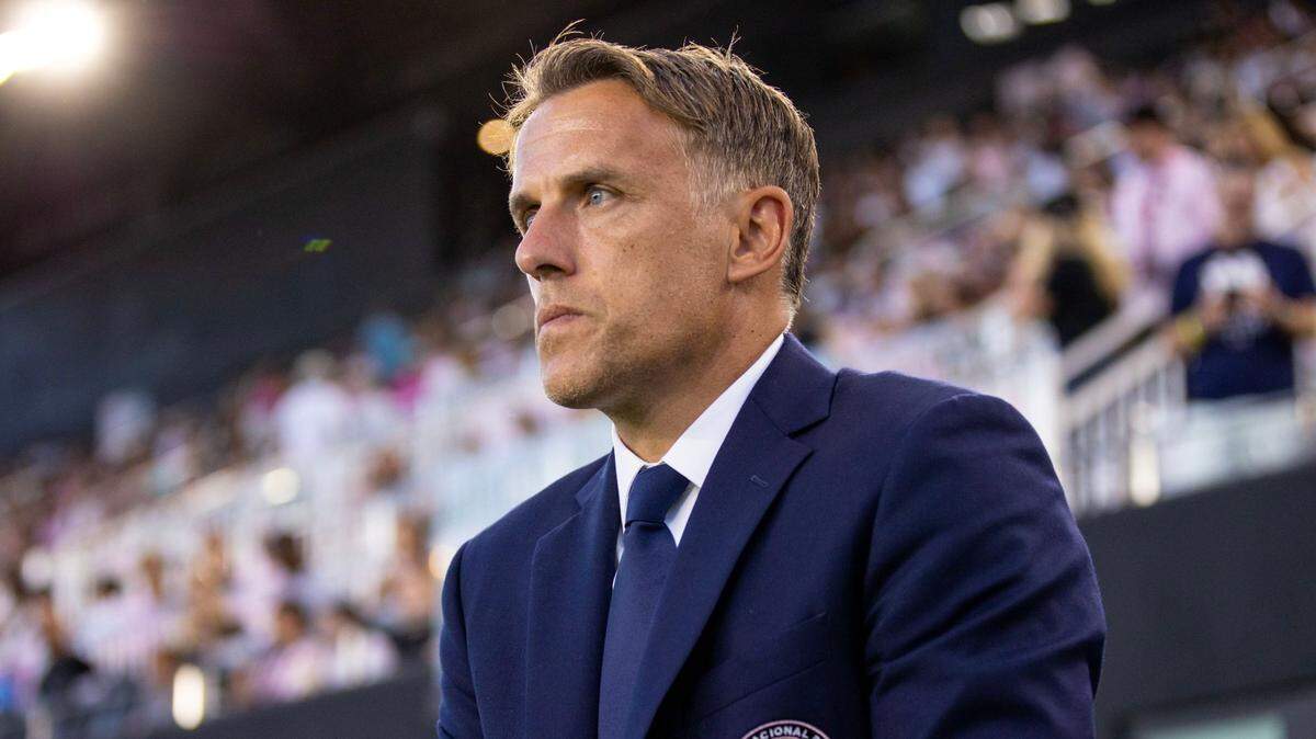 El entrenador del Inter Miami Phil Neville fue despedido este jueves luego del mal paso del equipo, que descansa en el último puesto de la Conferencia Este.