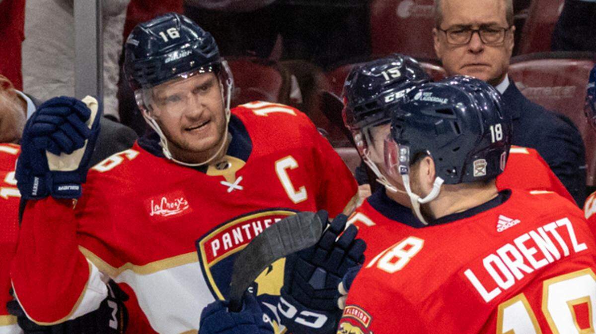 Florida Panthers center Steven Lorentz (18) celebrate with bench after scoring a goal in the second period of Game 2 of the second-round series of the Stanley Cup Playoffs against the Boston Bruins at Amerant Bank Arena on Wednesday, May 8, 2024, in Sunrise, Fla.