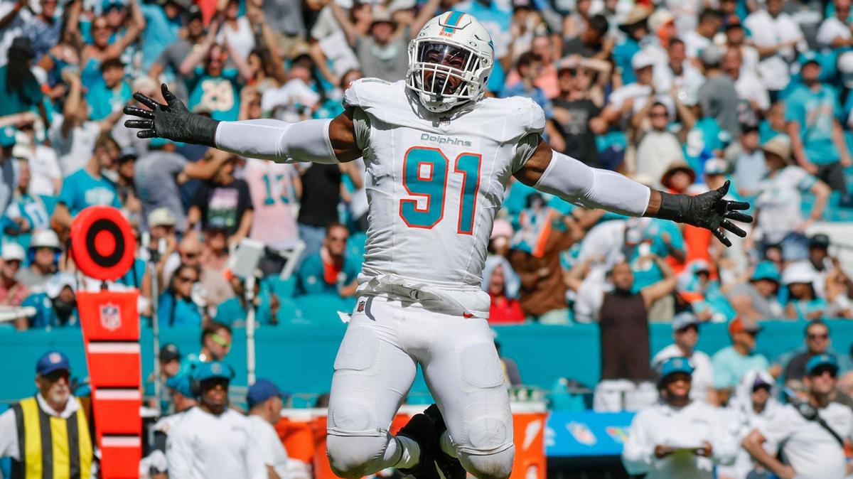 Miami Dolphins linebacker Emmanuel Ogbah (91) reacts after a defensive play in the second half against the Jacksonville Jaguars during an NFL football game at Hard Rock Stadium in Miami Gardens, Florida, on Sunday, September 8, 2024.