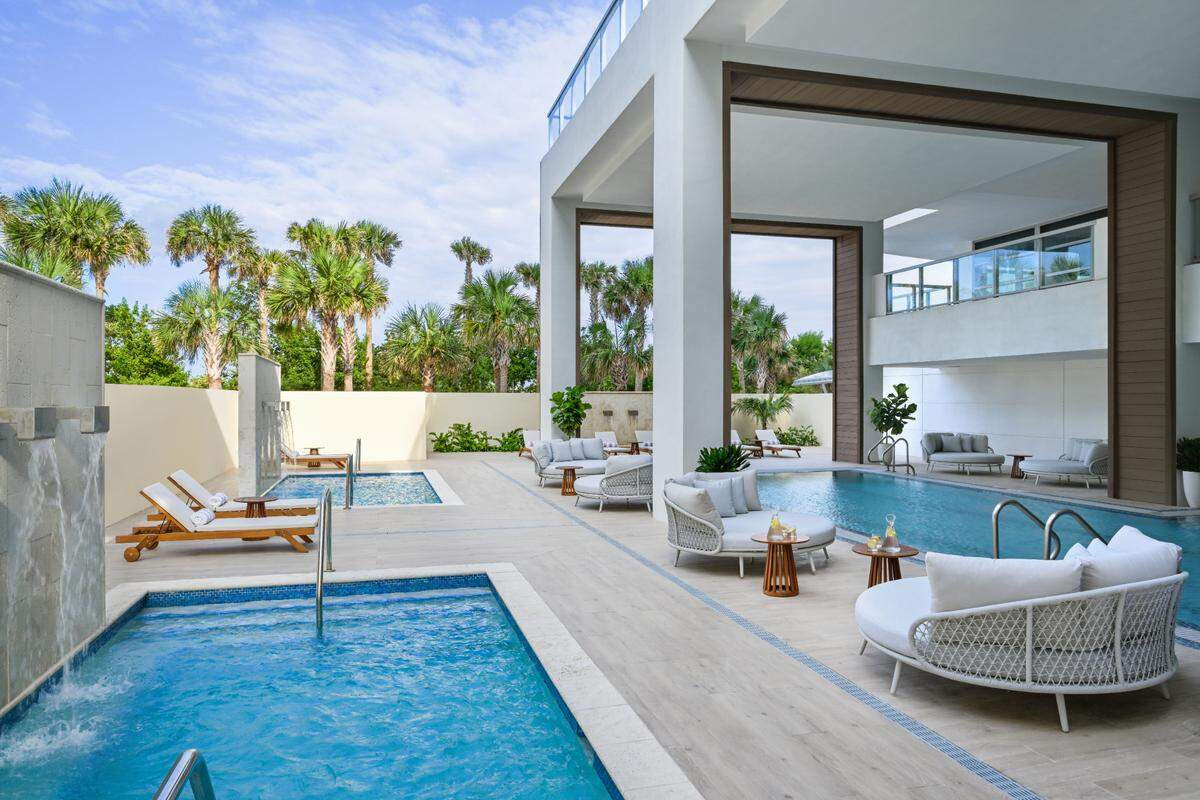 The first-of-its kind aayush pool will supercharge your wellness.