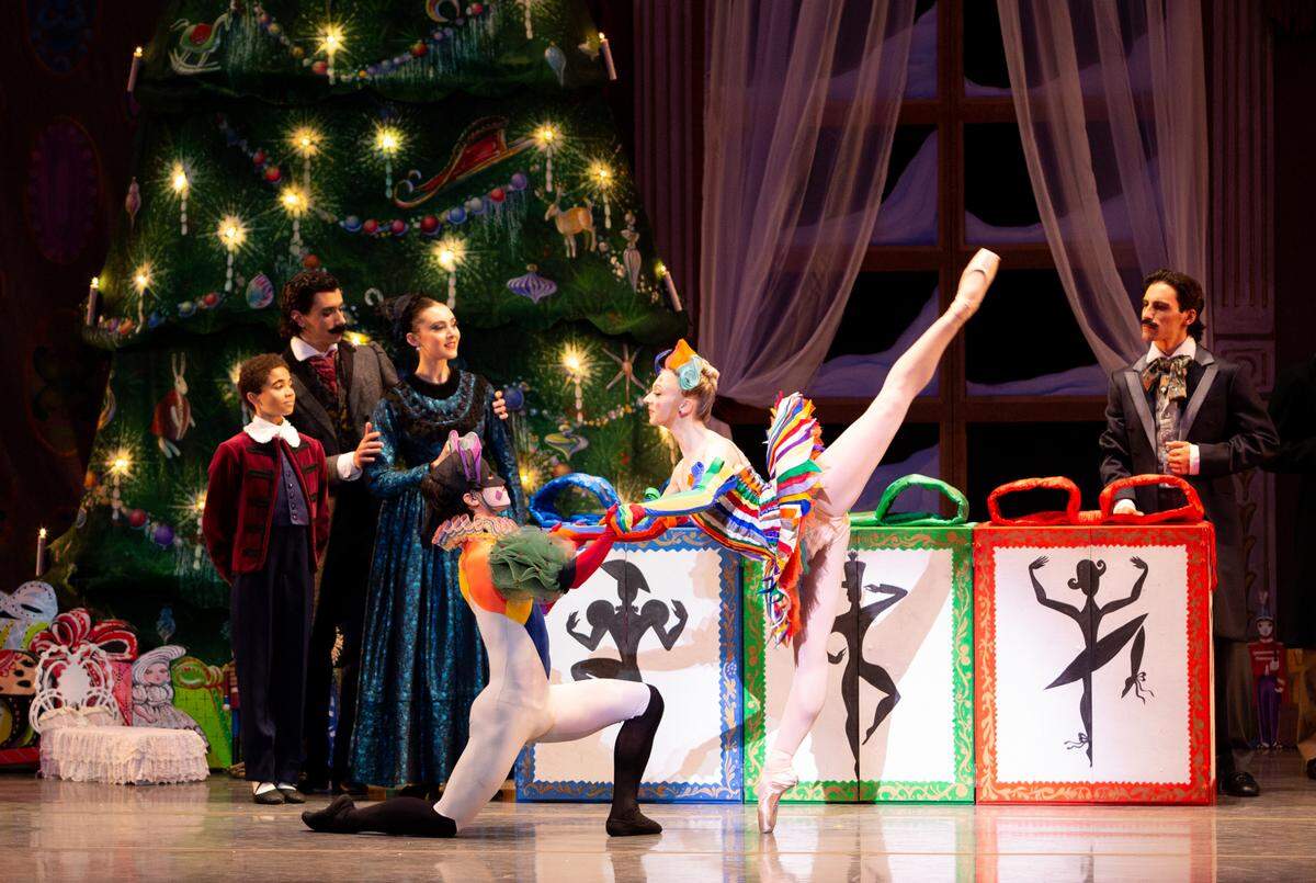 Satoki Habuchi, left, and Ellen Grocki in ‘George Balanchine’s The Nutcracker.’
