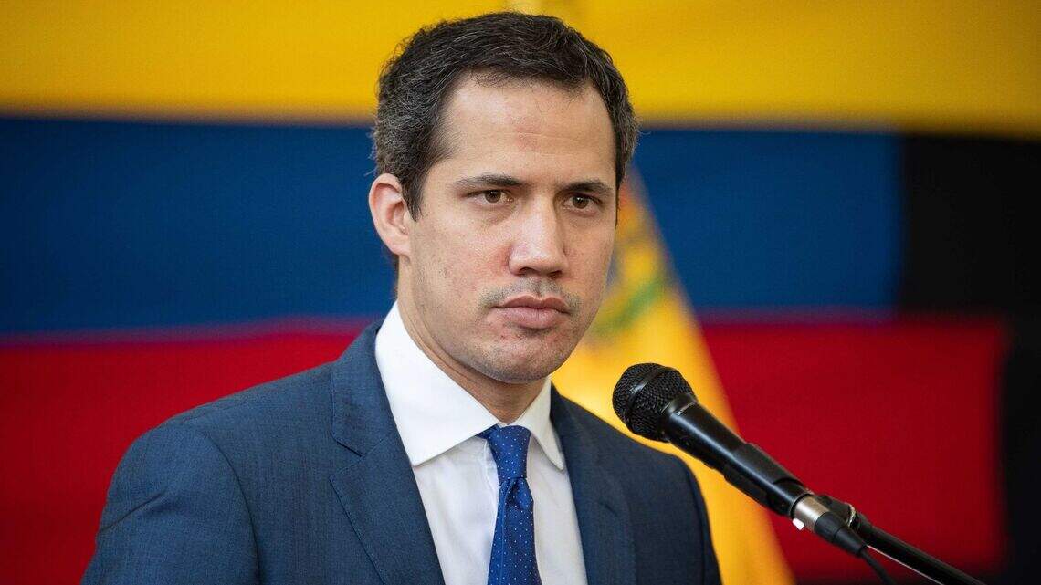 Colombia deports opposition leader Juan Guaidó to Miami ahead of summit on Venezuela
