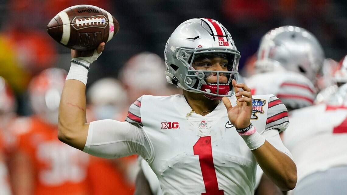 Justin Fields’ pro day was a hit. How that can help the Miami Dolphins