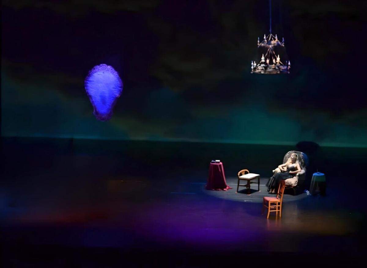 Giselle Elgarresta singing the third act from Verdi’s La Traviata from Great Opera Moments in 2014, a production by The Opera Atelier.