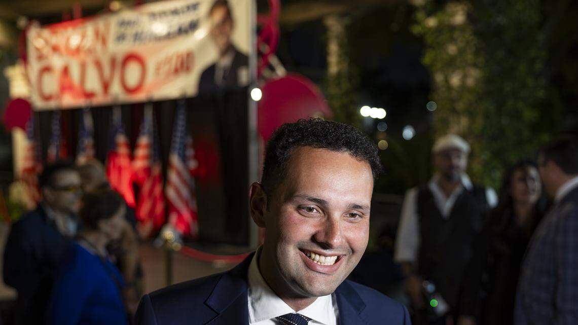 Calvo promete auditar el sistema de 911 y reformar la seguridad pública en Hialeah