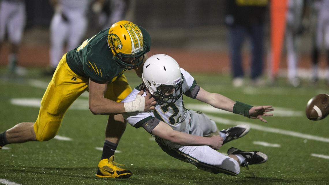 Dolphins’ unusual defense-to-offense plan has a Lynden High grad at the center of it