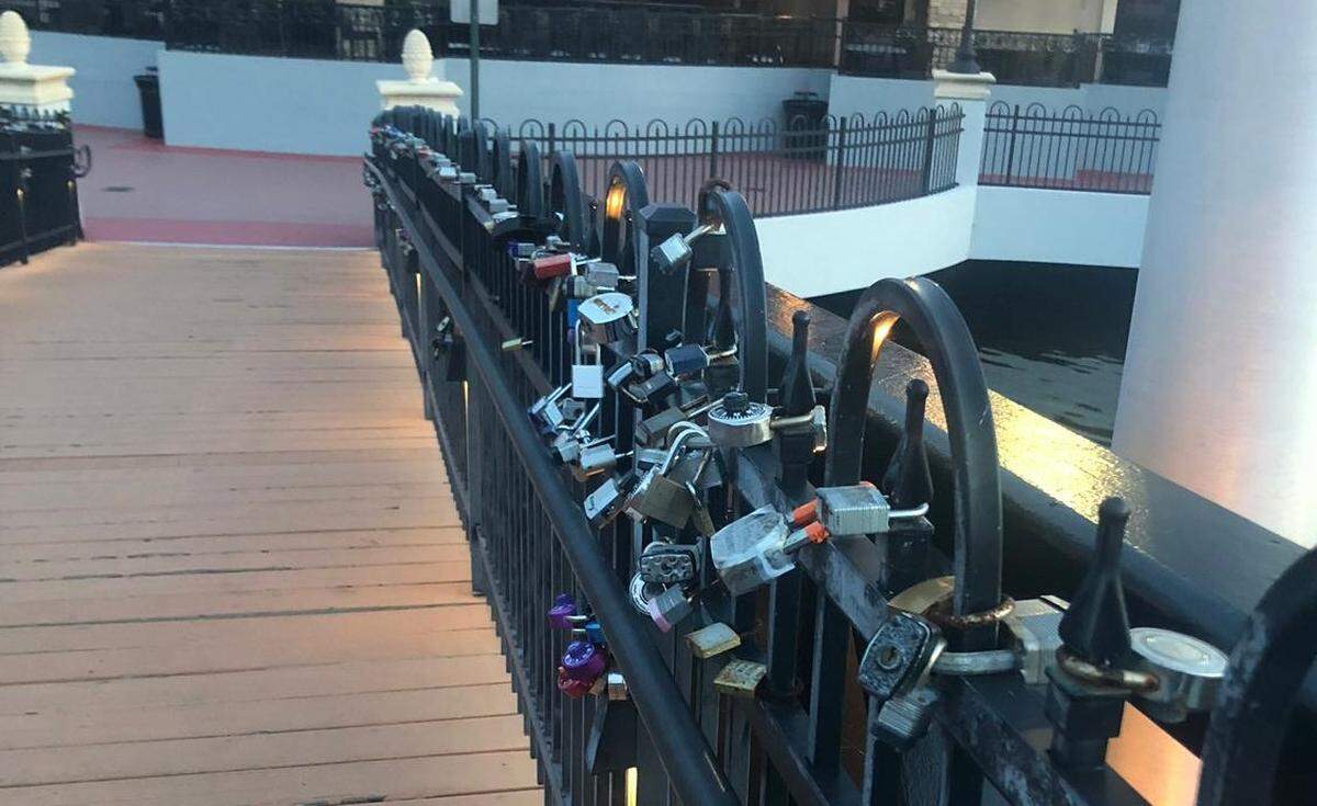 This is the most romantic thing to do in Miami.