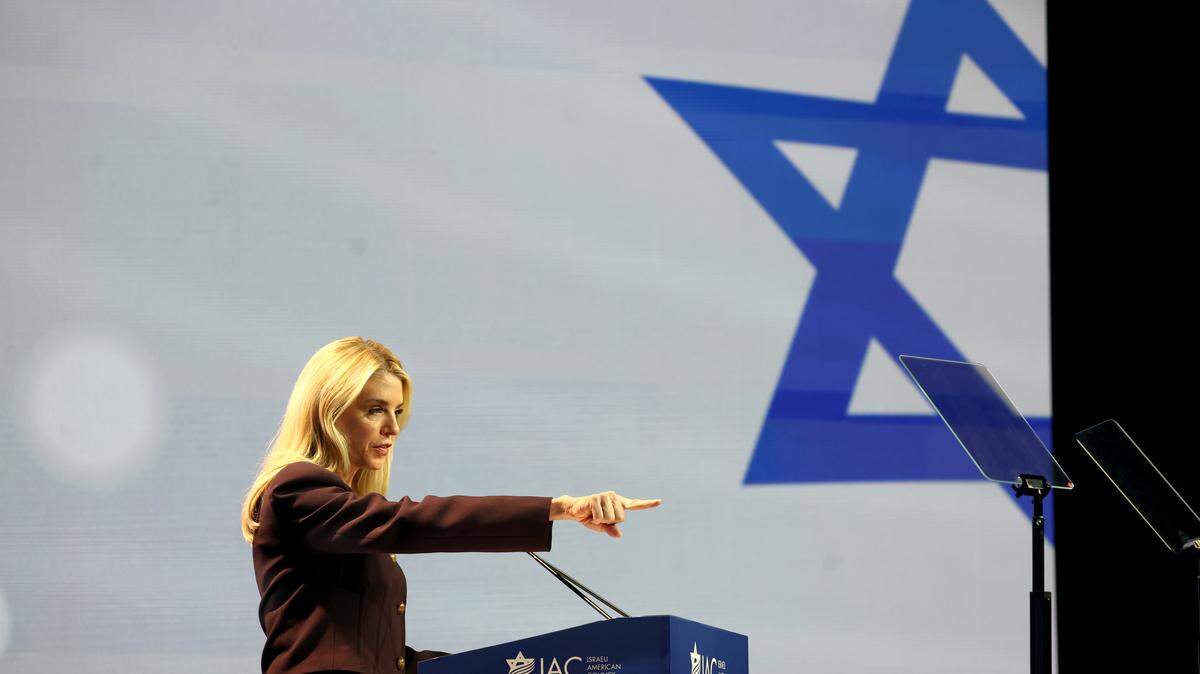 Attorney General Pam Bondi speaks during the 2026 Israeli-American Council (IAC) National Summit at the Diplomat Beach Resort Hollywood on Friday January 16, 2026.  (Mike Stocker/South Florida Sun Sentinel)