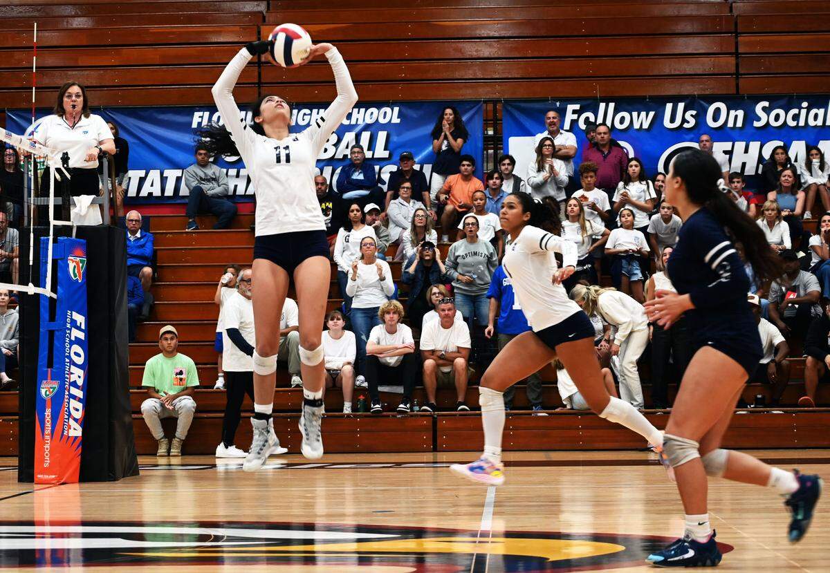 Gulliver Prep’s Maya Pace (11) sets up a shot during the Class 3A state championship match at the FHSAA Finals at Polk State College Saturday in Winter Haven.