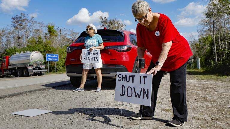Florida ran up the tab on migrant camp. It’s time to shut down Alligator Alcatraz | Opinion