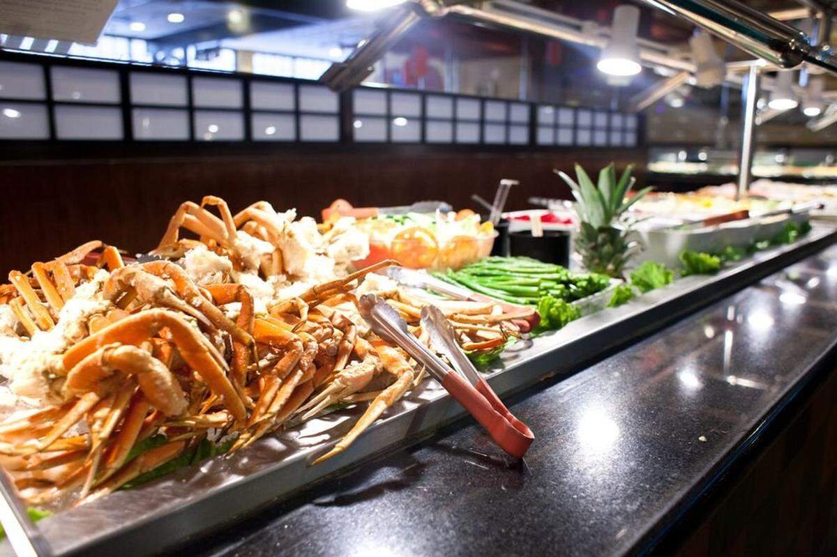 Ginza Japanese Buffet’s offerings.