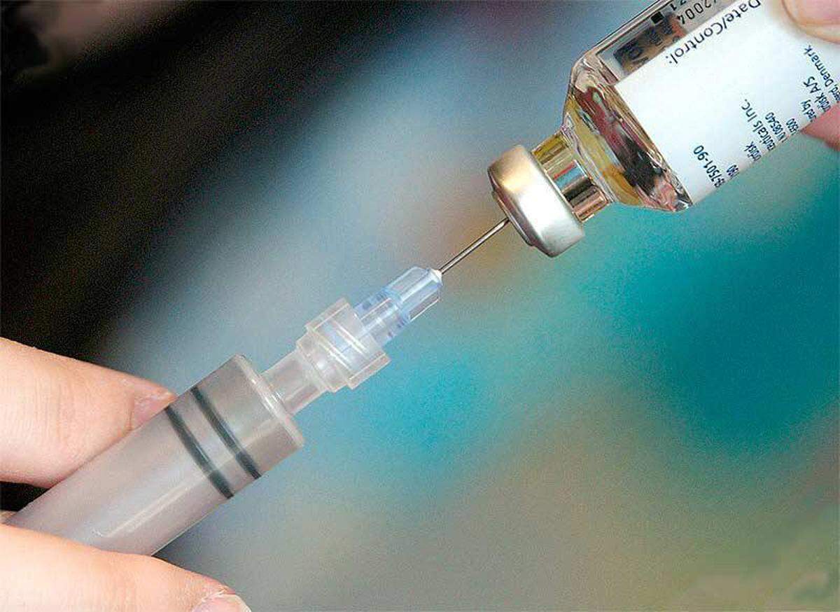 Diabetes prevention programs covered by Medicare, which include fitness programs, are underutilized. A possible rule change by the federal agency that oversees Medicare could change that and cut federal spending to treat diabetes-related conditions, which often require costly insulin.