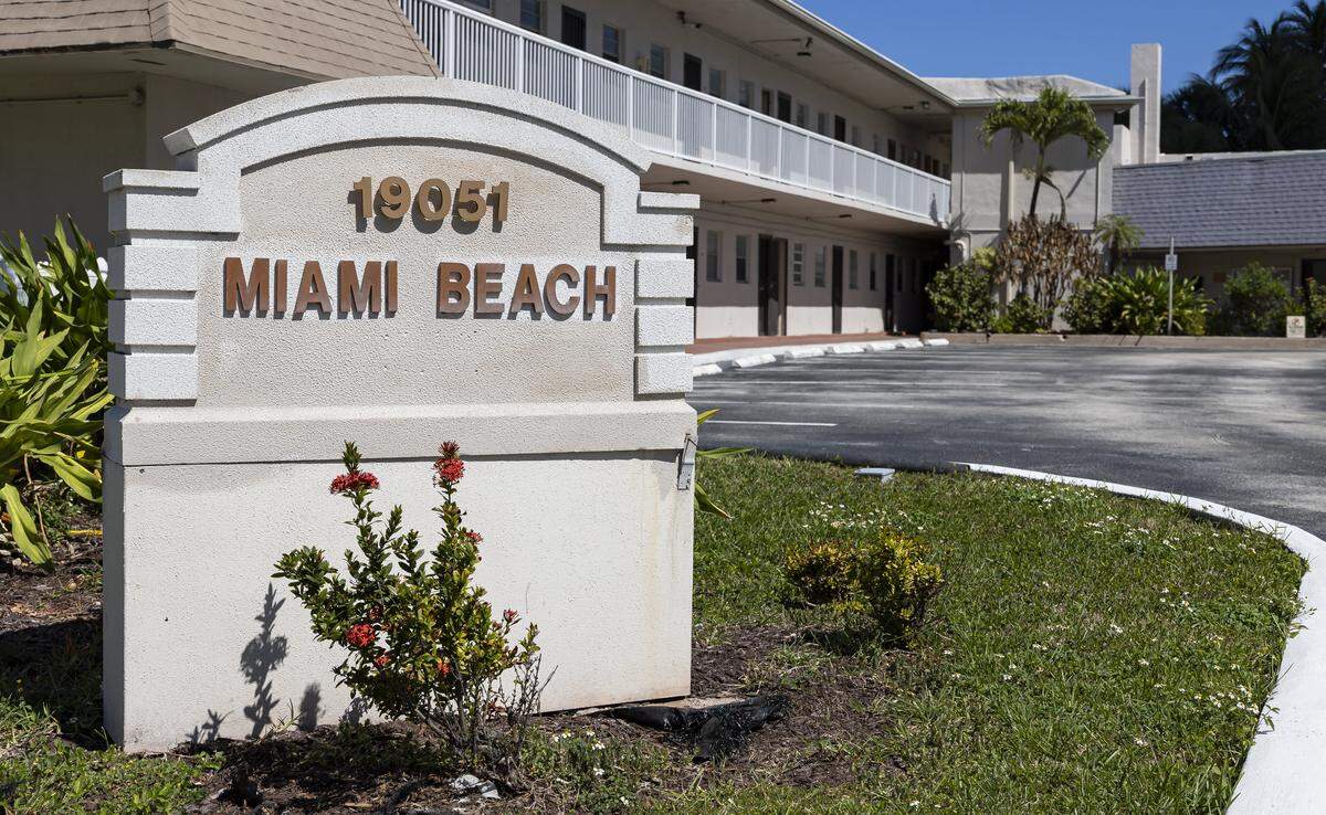 The Miami Beach Club, a 1950s-era low-rise building at 19051 Collins Ave., is set for redevelopment. The new Miami Beach Club will be the tallest building in Sunny Isles Beach at 820 feet.