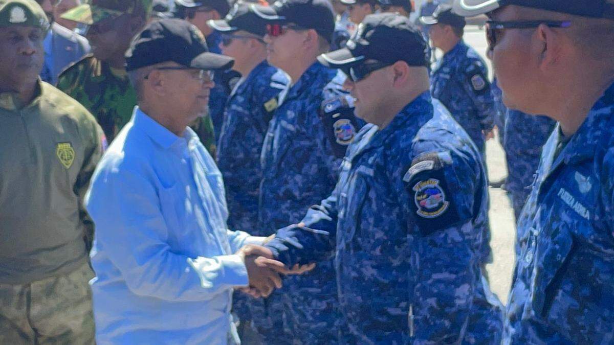 A new contingent of military officers, all aviation specialists and from El Salvador, arrived Tuesday in Port-au-Prince, Haiti to join the Kenya-led multinational security force’s fight against gangs.