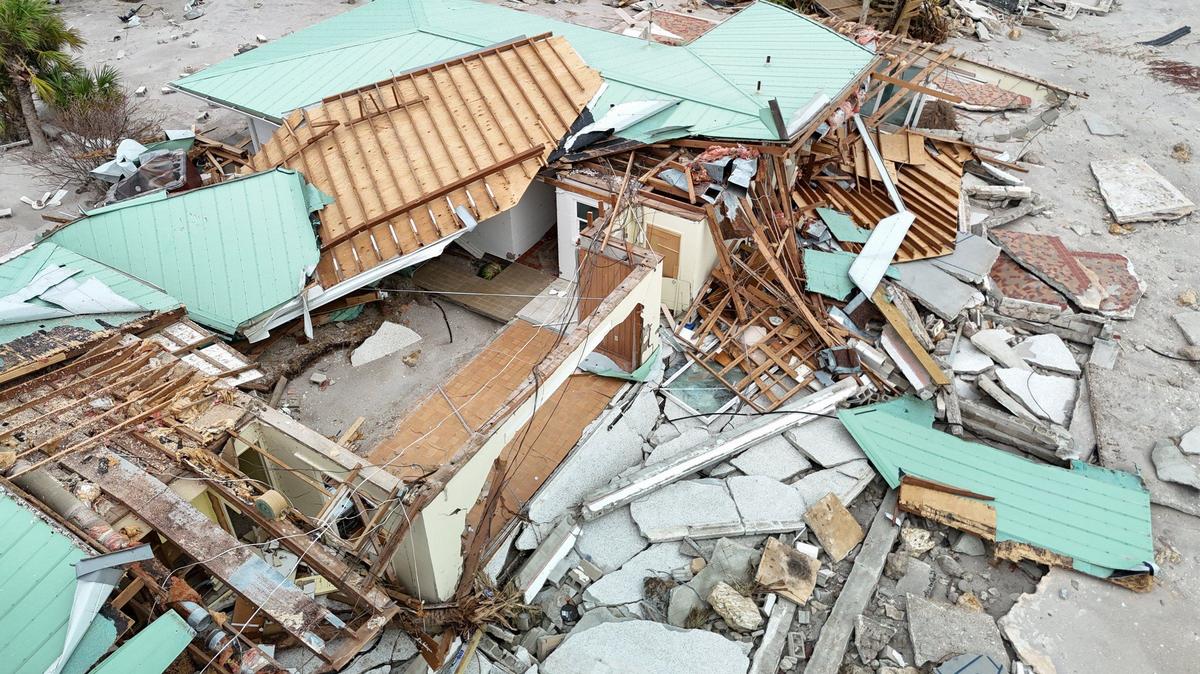 Many homes on the barrier island of Manasota Key suffered extensive damage when Hurricane Milton struck Florida in October. With data, rebuilding can be smarter.
