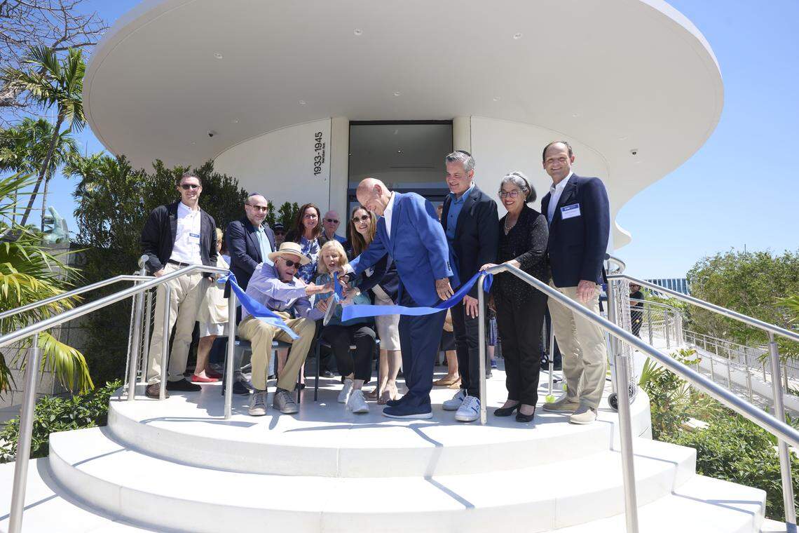 The Holocaust Memorial’s founders, local elected officials and Holocaust survivors celebrate the grand opening of the memorial’s Education Center, which features immersive technology and virtual reality tools.