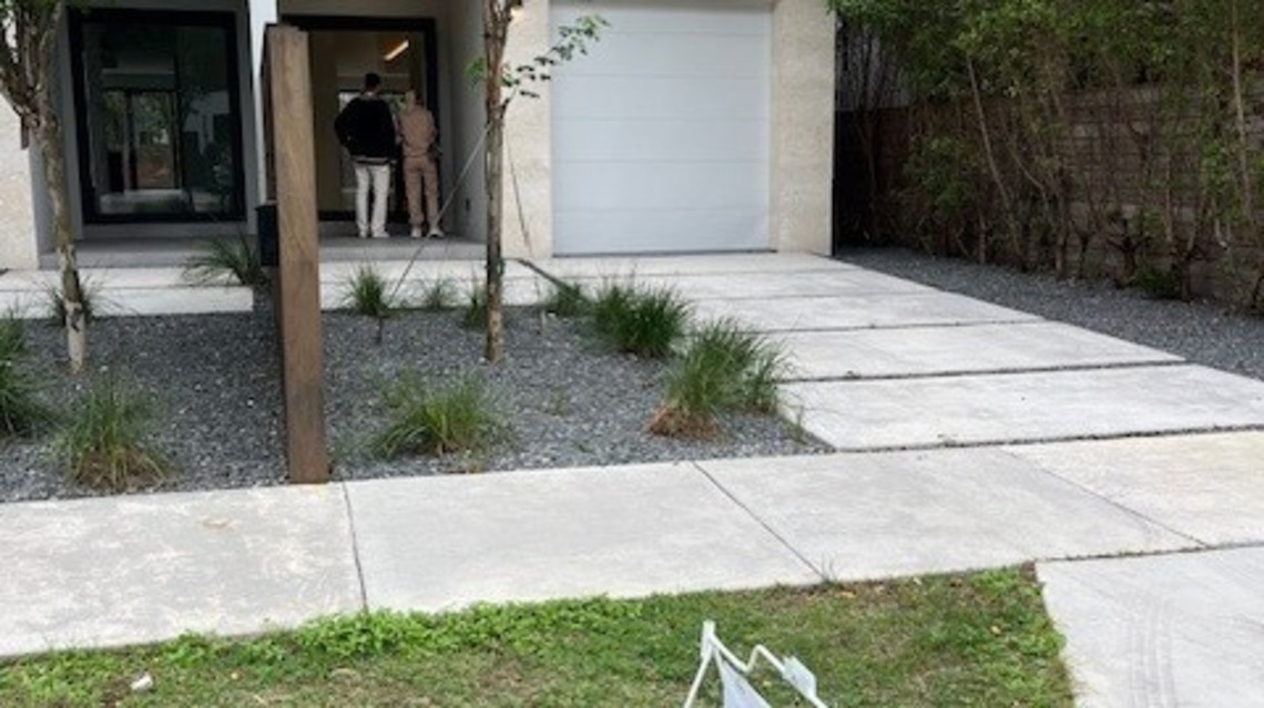 Judge will decide whether to sell disputed Coconut Grove townhouses with defects
