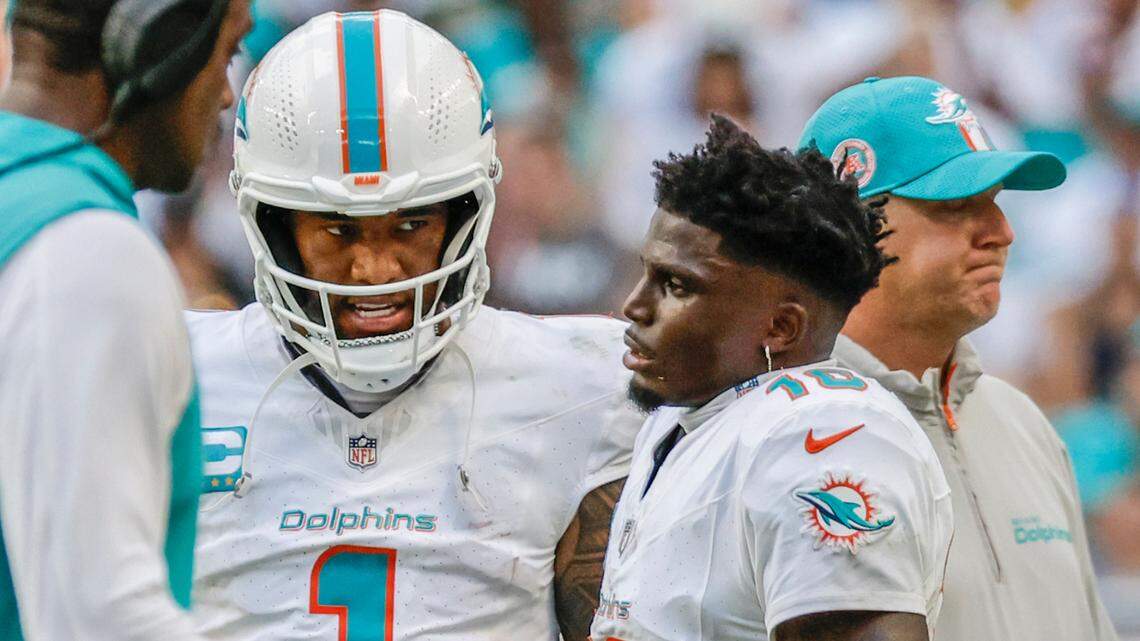 Dolphins players react with frustration, sadness about Tyreek Hill incident. What they said