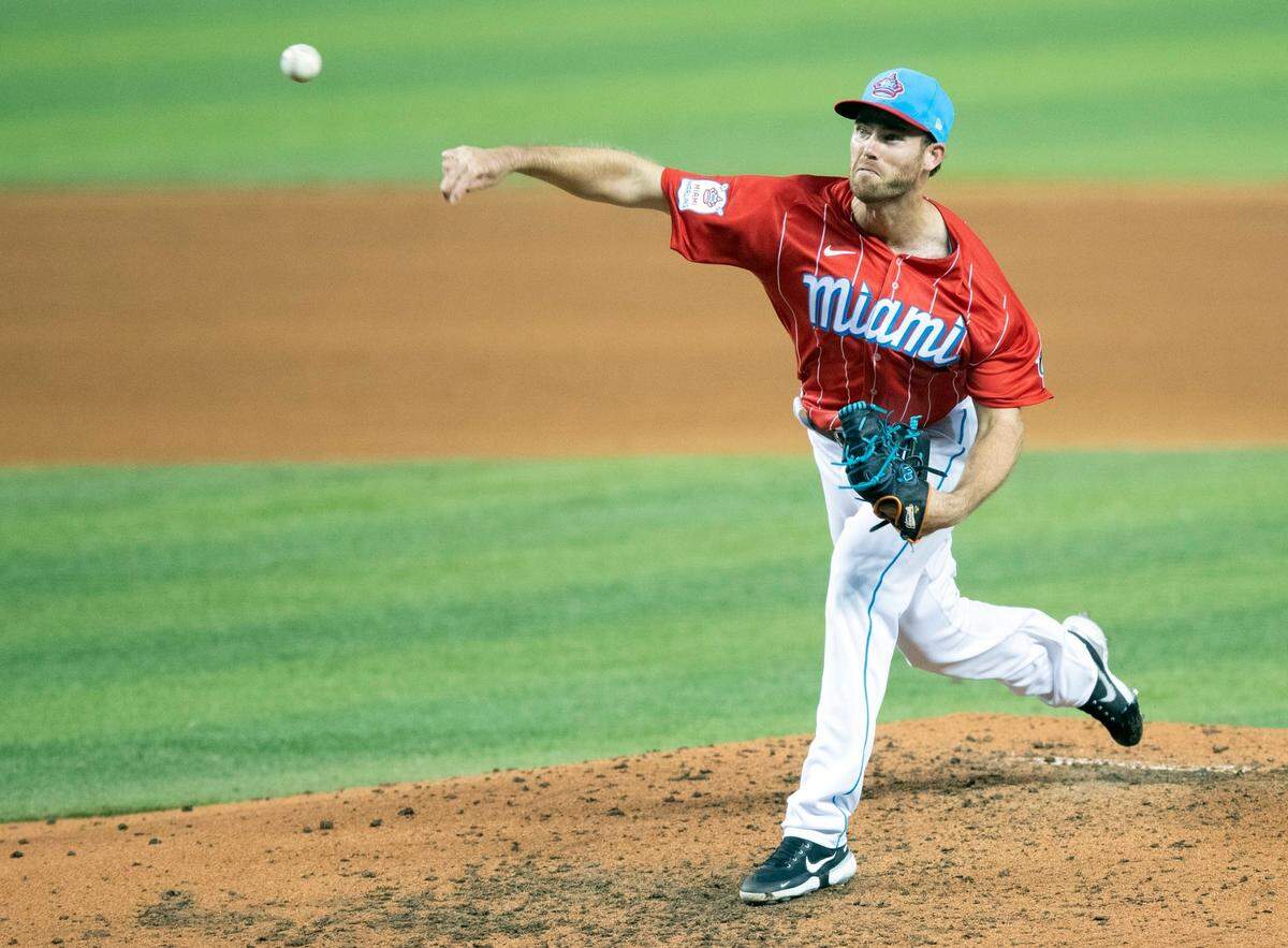 Miami Marlins relief pitcher Anthony Bender (80) pitches during baseball game against the New York Mets at loanDepot park in Miami on Friday, May 21, 2021.