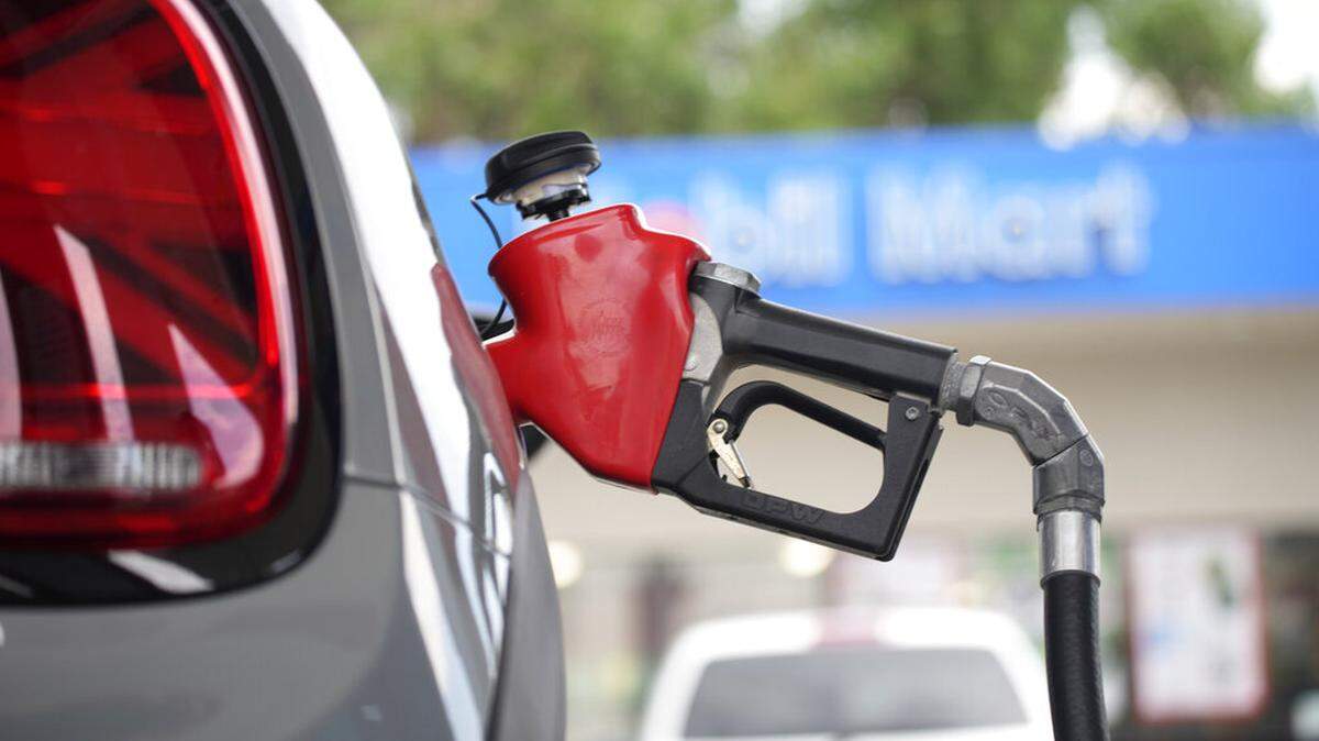 Gas prices have increased in Florida with the reinstatement of a 25-cent gas tax.