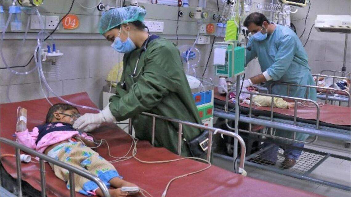 ‘Worse than the flood days.’ Free clinics in Pakistan overwhelmed, but help is there