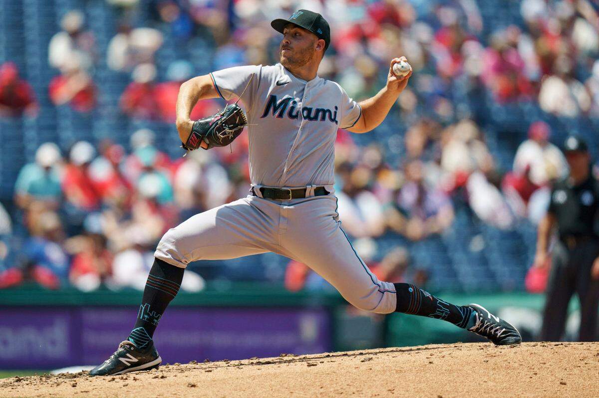 Miami Marlins starting pitcher Daniel Castano delivers during the second inning of a baseball game against the Philadelphia Phillies, Wednesday, June 15, 2022, in Philadelphia. (AP Photo/Chris Szagola)