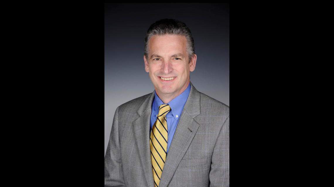 Meet the boss of the website secretly run by FPL. He relays what to praise, who to target