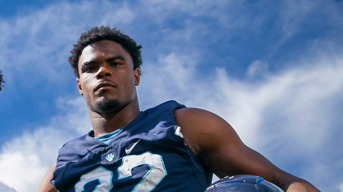 Miami Palmetto Senior High athlete Robby Washington, left, and his brother, linebacker Bobby Washington, are photographed before the start of a preseason practice at their schools football field on Friday, Aug. 12, 2022, in Pinecrest, Fla.