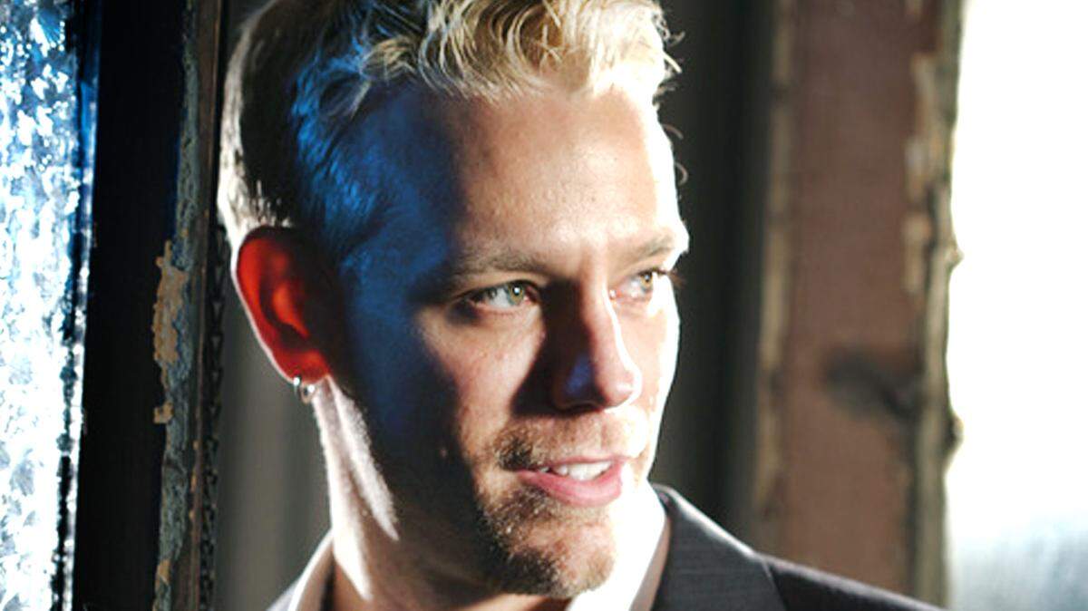 Adam Pascal