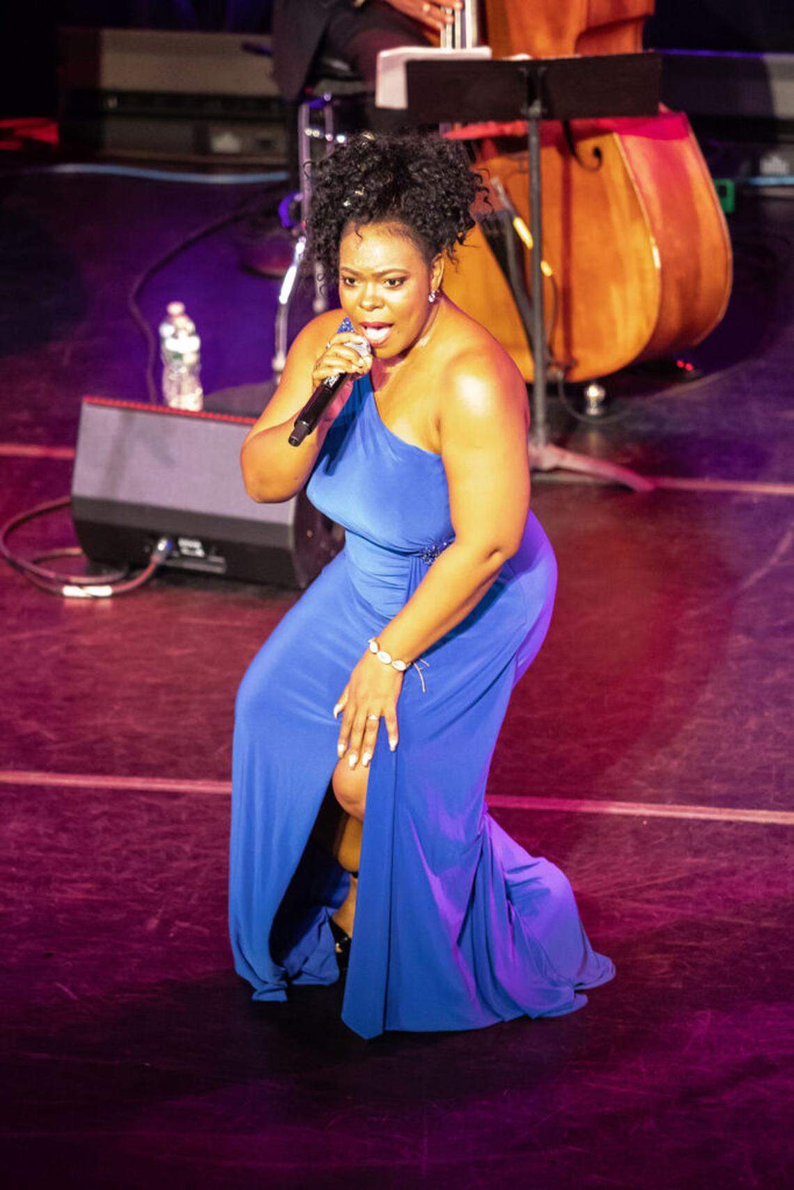 In addition to tracks from the best-selling “Buena Vista Social Club,” lead vocalist Geidi Chapman also gives homage to Celia Cruz, interpreting hits from the late, great singer’s repertory.