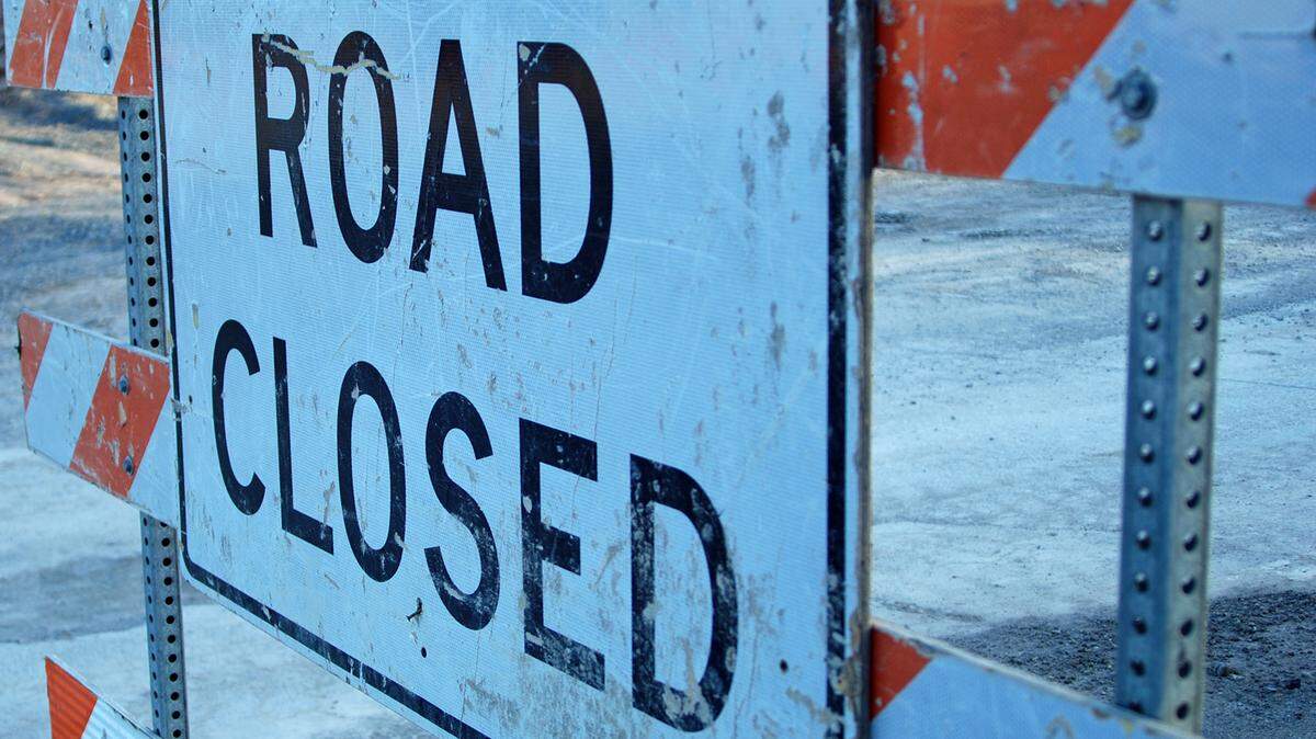 Florida Turnpike’s westbound Southwest Eighth Street exit will be closed. A detour will start at the Northwest 12th Street exit and involve Northwest 127th Avenue.