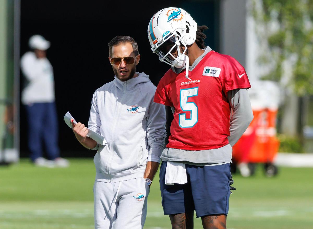 Miami Dolphins head coach Mike McDaniel Dolphins quarterback Teddy Bridgewater (5) during practice at Baptist Health Training Complex in Hard Rock Stadium on Wednesday, December 28, 2022 in Miami Gardens, Florida.